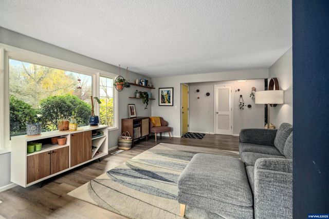 1878 Joseph St S, Salem, OR 97302