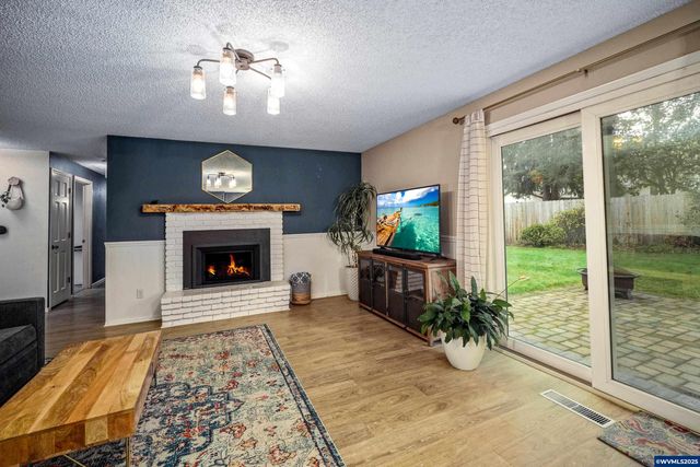 1878 Joseph St S, Salem, OR 97302