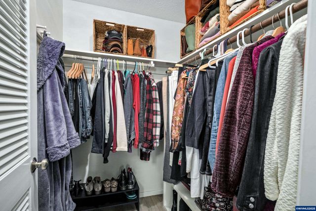 1878 Joseph St S, Salem, OR 97302