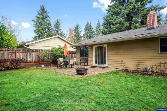 1878 Joseph St S, Salem, OR 97302