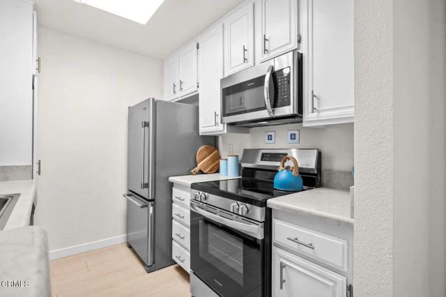 898 Temple Terrace 322, Los Angeles, CA 90042