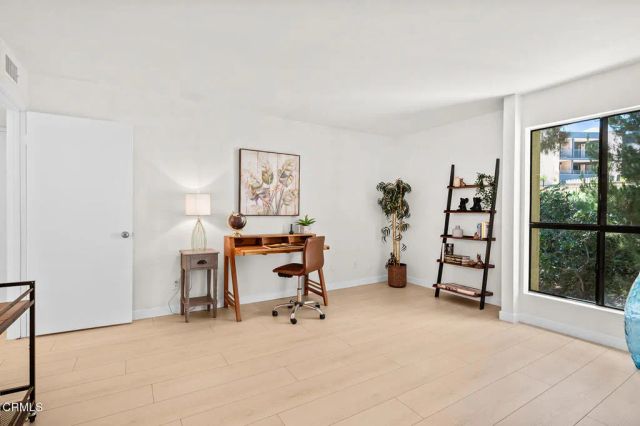 898 Temple Terrace 322, Los Angeles, CA 90042