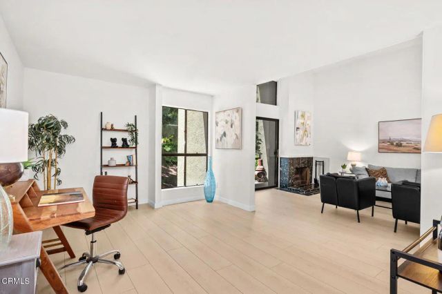 898 Temple Terrace 322, Los Angeles, CA 90042