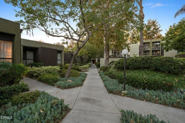 898 Temple Terrace 322, Los Angeles, CA 90042
