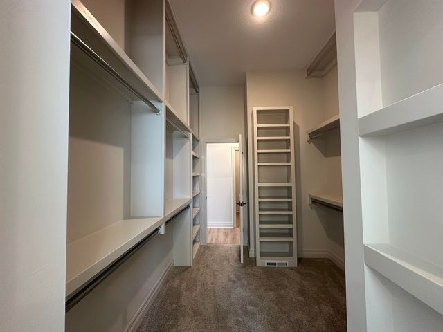 4305 N Sunny Ln, Wichita, KS 67205