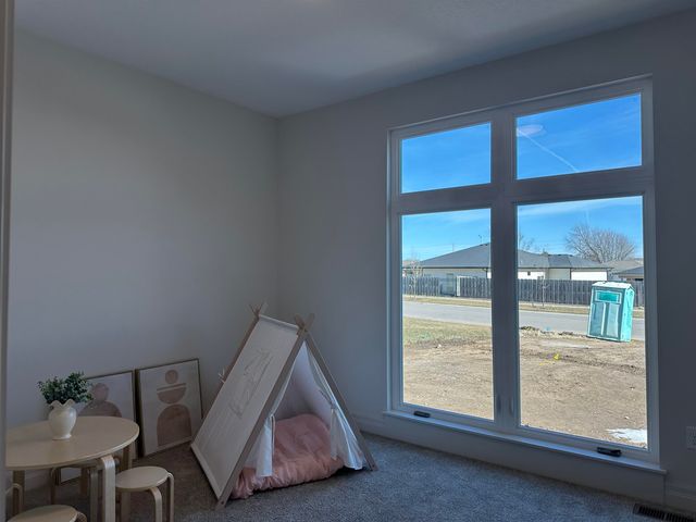 4305 N Sunny Ln, Wichita, KS 67205