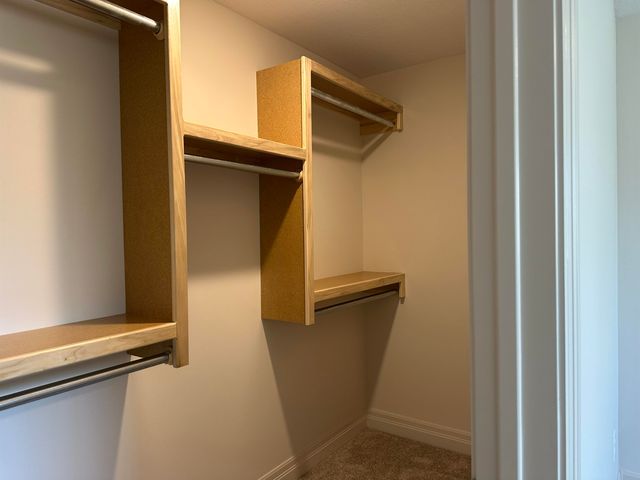 4305 N Sunny Ln, Wichita, KS 67205