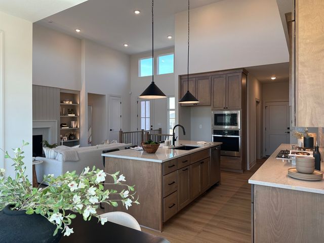 4305 N Sunny Ln, Wichita, KS 67205