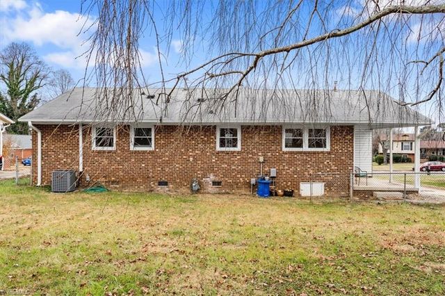 601 Runyon Drive, High Point, NC 27260