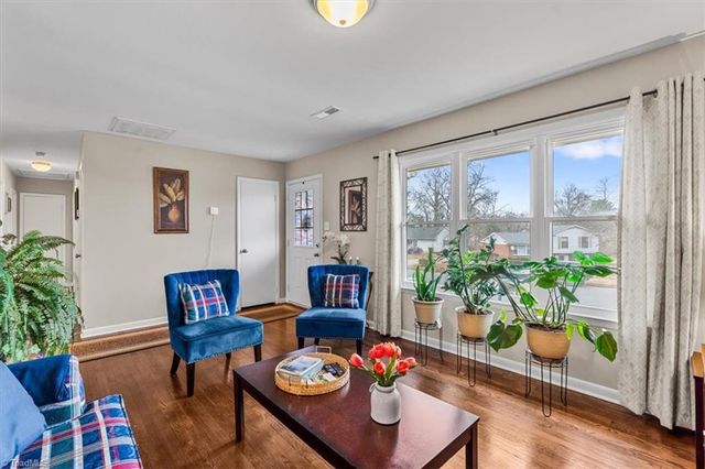 601 Runyon Drive, High Point, NC 27260