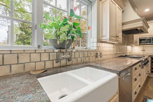 12 BONITA DRIVE, Homewood, AL 35209