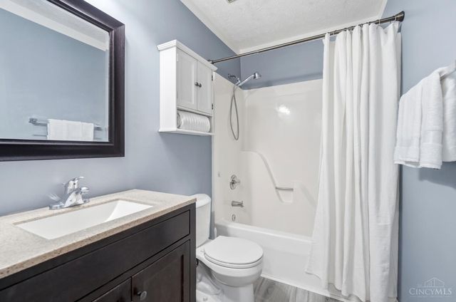 7545 Welsley Trace, West Chester, OH 45069