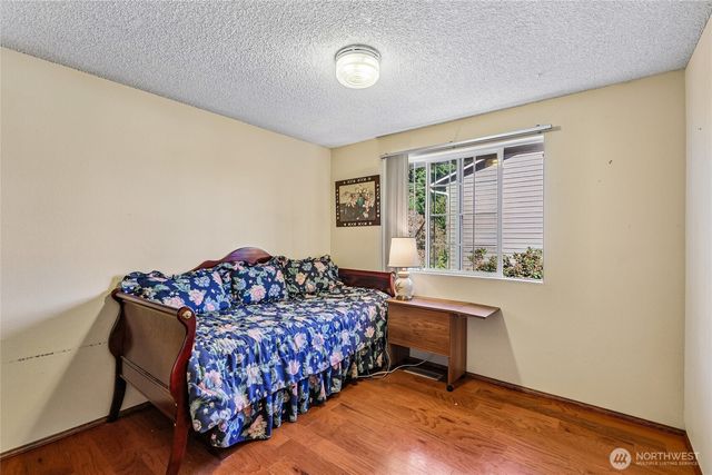 8621 Vistarama Avenue, Everett, WA 98208