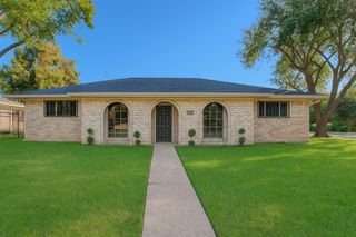 11323 Sageking Drive, Houston, TX 77089