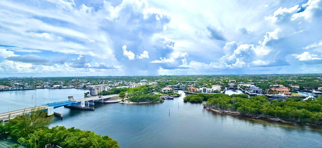 Image 11 of property listing at 4101 N Ocean Boulevard 1604, Boca Raton, FL 33431