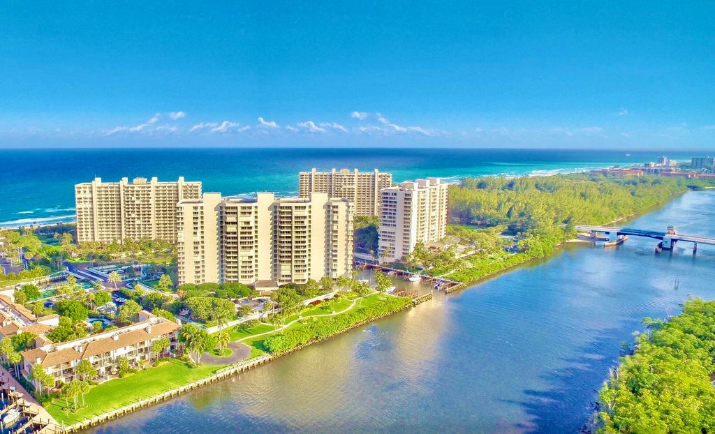 Image 3 of property listing at 4101 N Ocean Boulevard 1604, Boca Raton, FL 33431