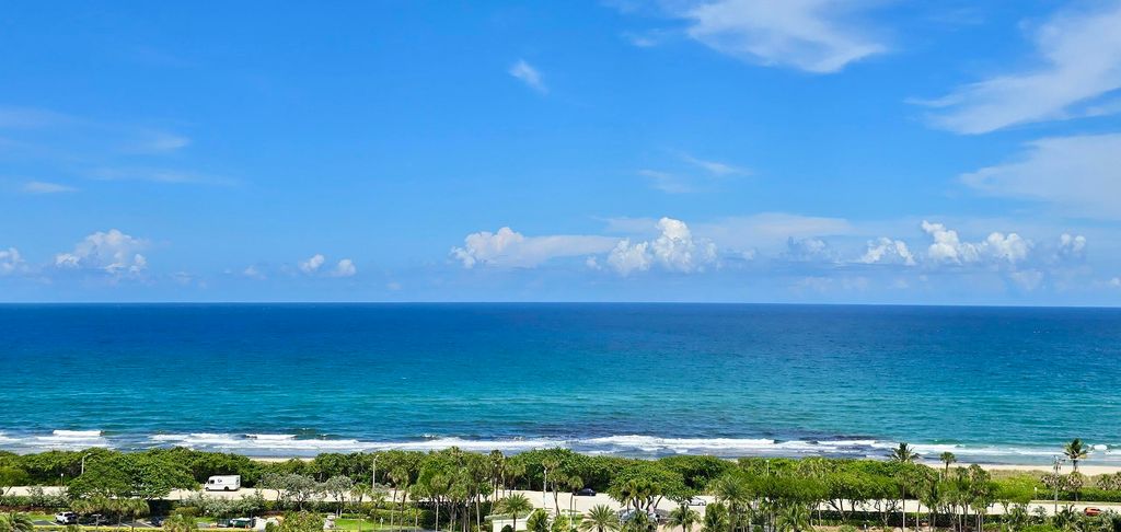 Image 7 of property listing at 4101 N Ocean Boulevard 1604, Boca Raton, FL 33431
