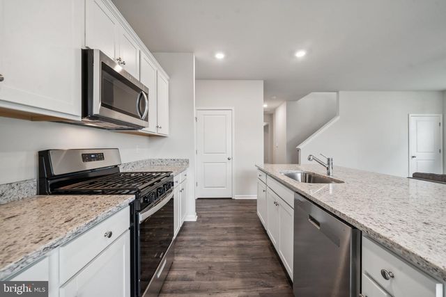 171 LIBERTY LN, Keswick, VA 22947