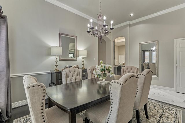 27 French Oaks, The Woodlands, TX 77382