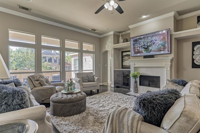 27 French Oaks, The Woodlands, TX 77382