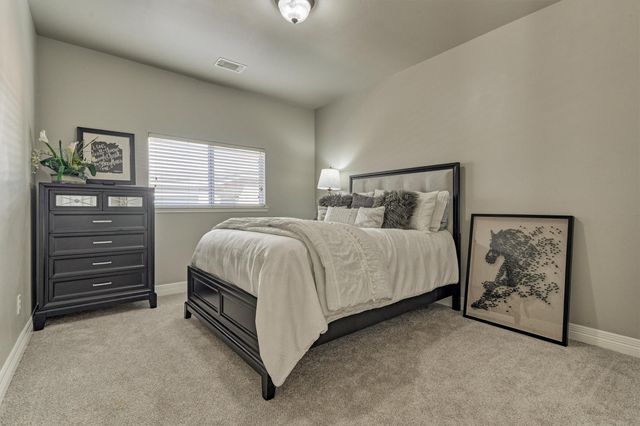 27 French Oaks, The Woodlands, TX 77382