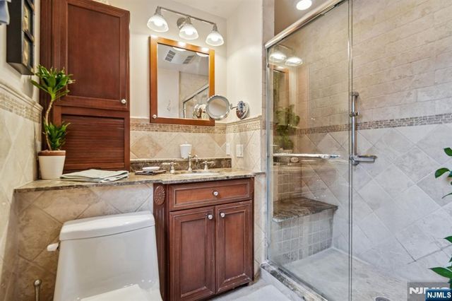 199 Honeysuckle Drive, Twp Of Washington, NJ 07676