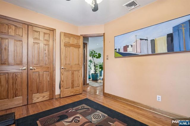 199 Honeysuckle Drive, Twp Of Washington, NJ 07676