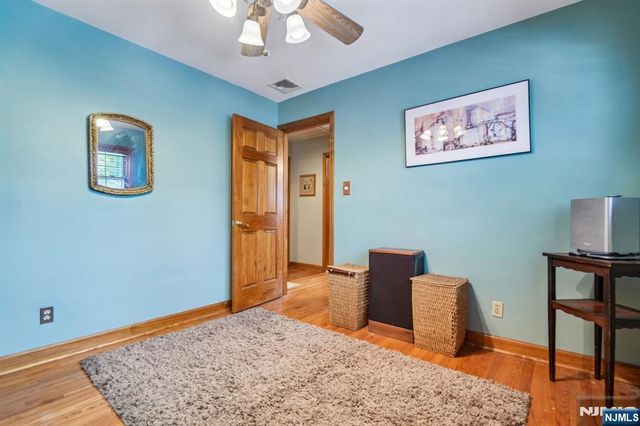 199 Honeysuckle Drive, Twp Of Washington, NJ 07676