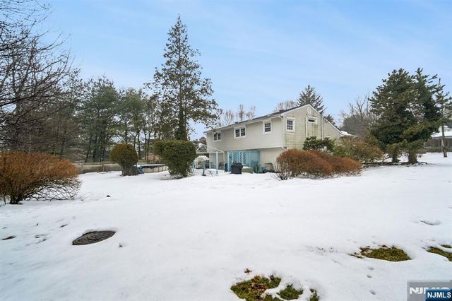 199 Honeysuckle Drive, Twp Of Washington, NJ 07676