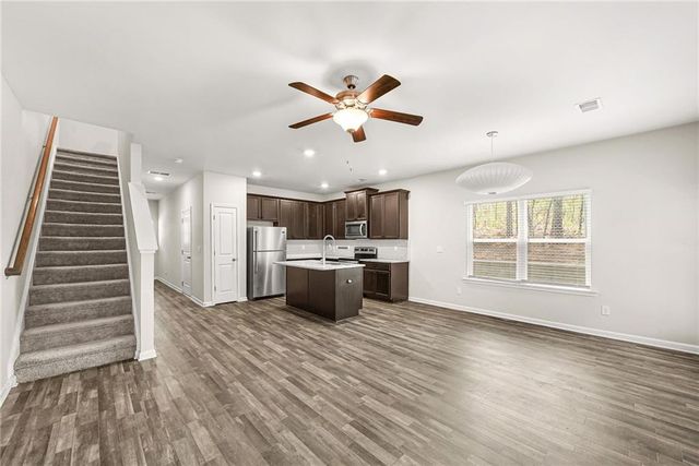 7041 Livia Point, Riverdale, GA 30296