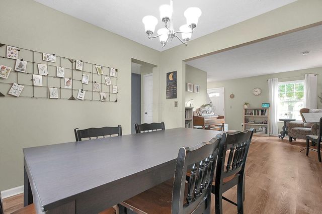 2209 Owl Street, Grove City, OH 43123