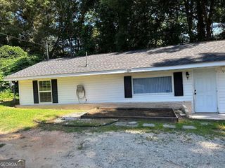 1228 N Sr 92, Fayetteville, GA 30214