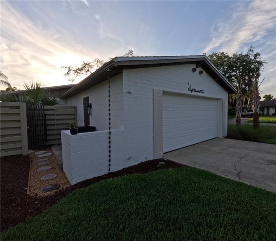802 UNDEROAK DRIVE, Altamonte Springs, FL 32701