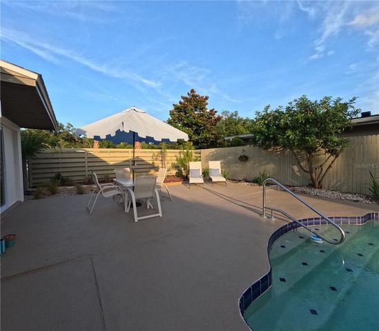 802 UNDEROAK DRIVE, Altamonte Springs, FL 32701