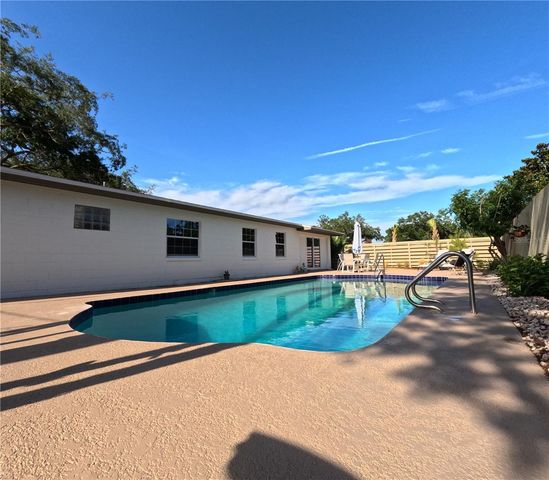 802 UNDEROAK DRIVE, Altamonte Springs, FL 32701