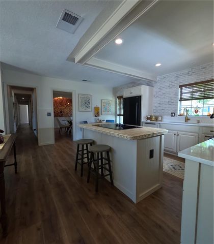 802 UNDEROAK DRIVE, Altamonte Springs, FL 32701