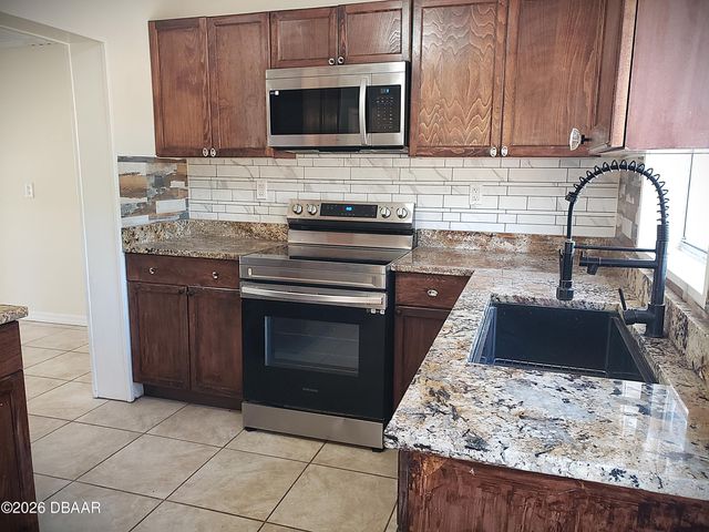 356 Dorothy Avenue, Holly Hill, FL 32117