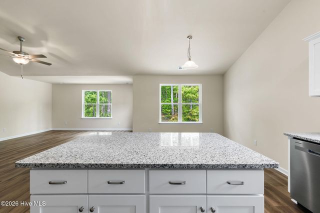 2573 Provence Drive SE, Bolivia, NC 28422