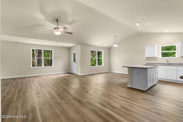 2573 Provence Drive SE, Bolivia, NC 28422
