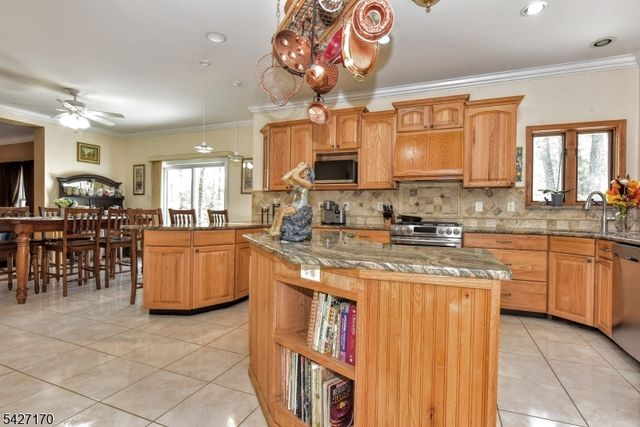 34 Split Rock Rd, West Milford Twp., NJ 07480