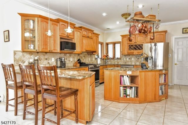 34 Split Rock Rd, West Milford Twp., NJ 07480