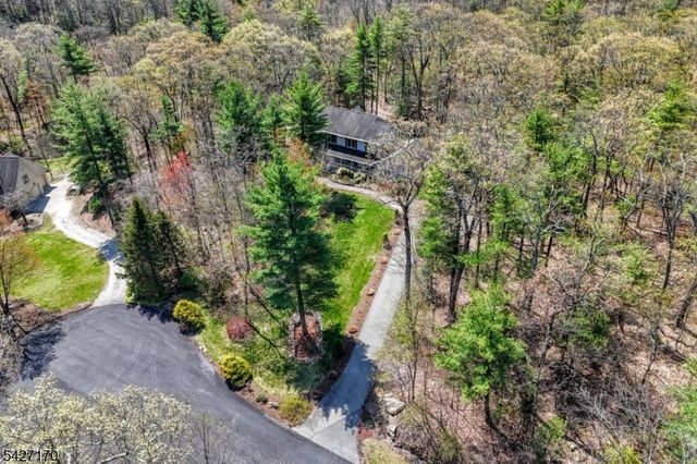 34 Split Rock Rd, West Milford Twp., NJ 07480