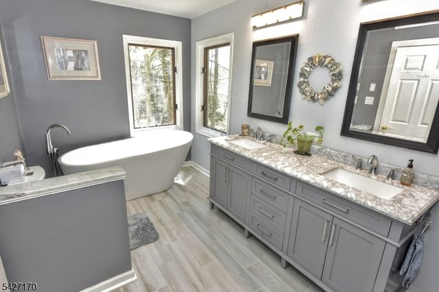 34 Split Rock Rd, West Milford Twp., NJ 07480