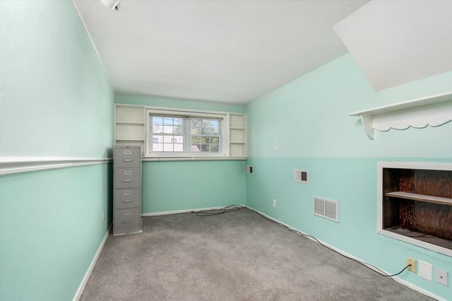 3 PROBASCO DR, Allentown, NJ 08501