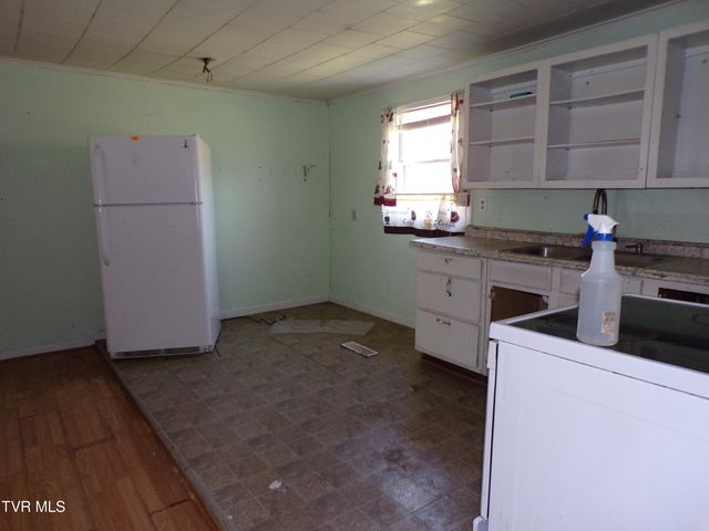 200 Morrison Road, Jonesville, VA 24263