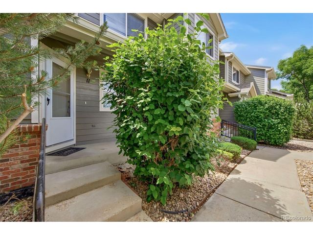 51 21st Ave 11, Longmont, CO 80501