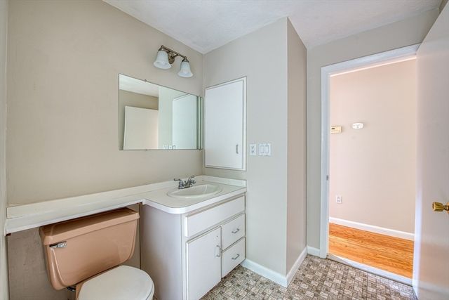 160 Hampton Road, Sharon, MA 02067