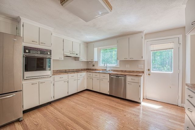 160 Hampton Road, Sharon, MA 02067