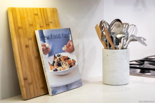 229 Bonair St, La Jolla, CA 92037