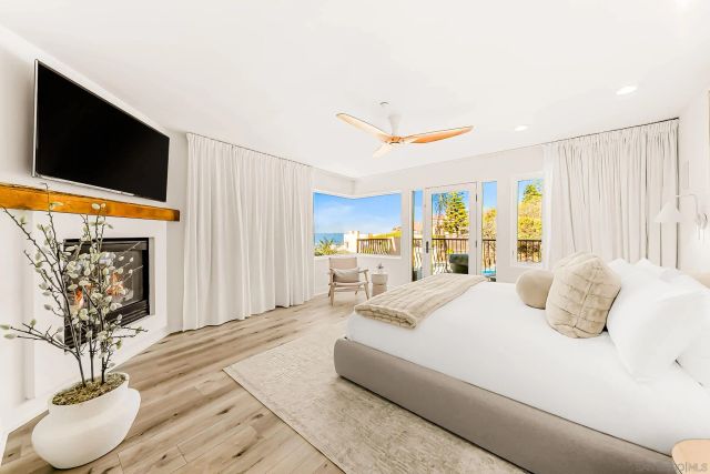 229 Bonair St, La Jolla, CA 92037